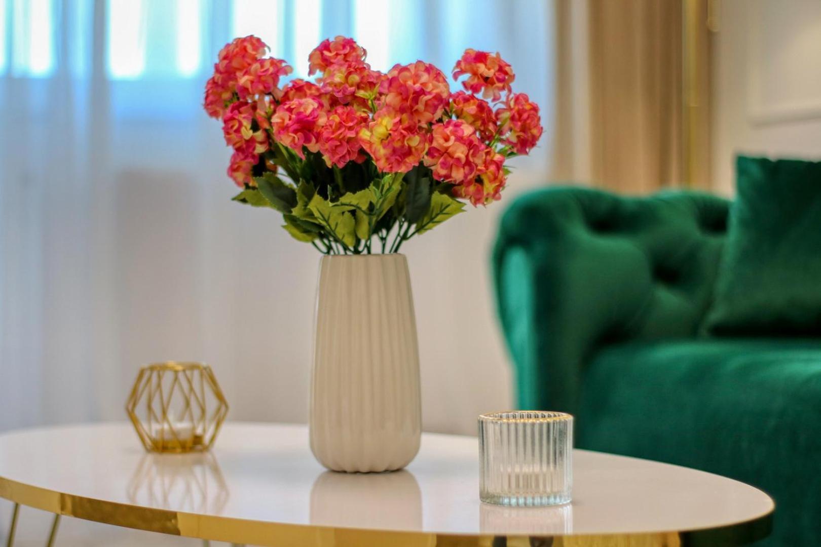 Cozyflat In The Central Arad Kültér fotó